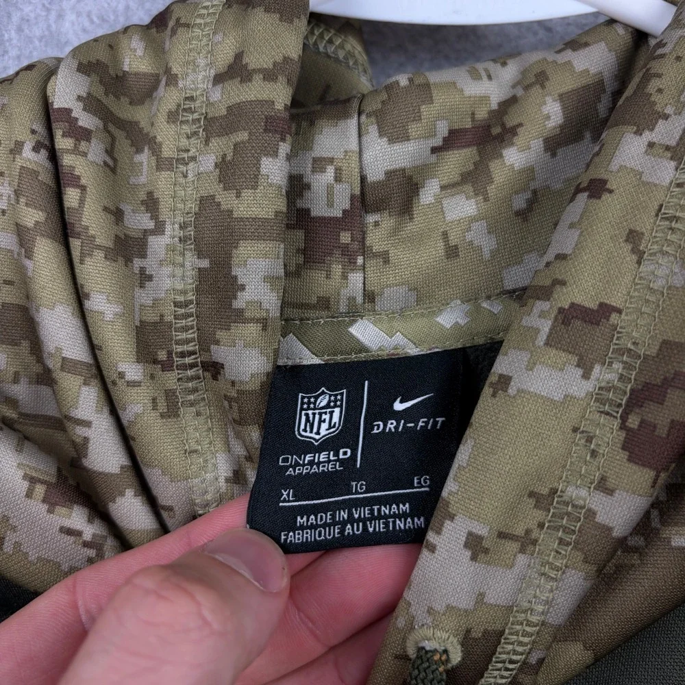 Tampa Bay Buccaneers Hoodie Mens XL Green Nike Salute To Service Dri Fit Patches